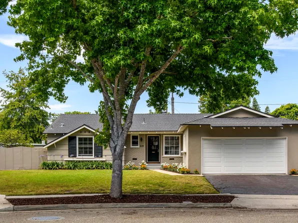 839 Arbol Verde St, Carpinteria, CA 93013