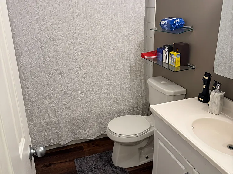 586 Creekview Cir #BASEMENT — Photo 10