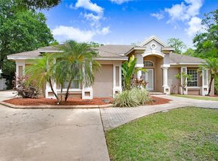 403 Tomahawk Trl, Brandon, FL 33511