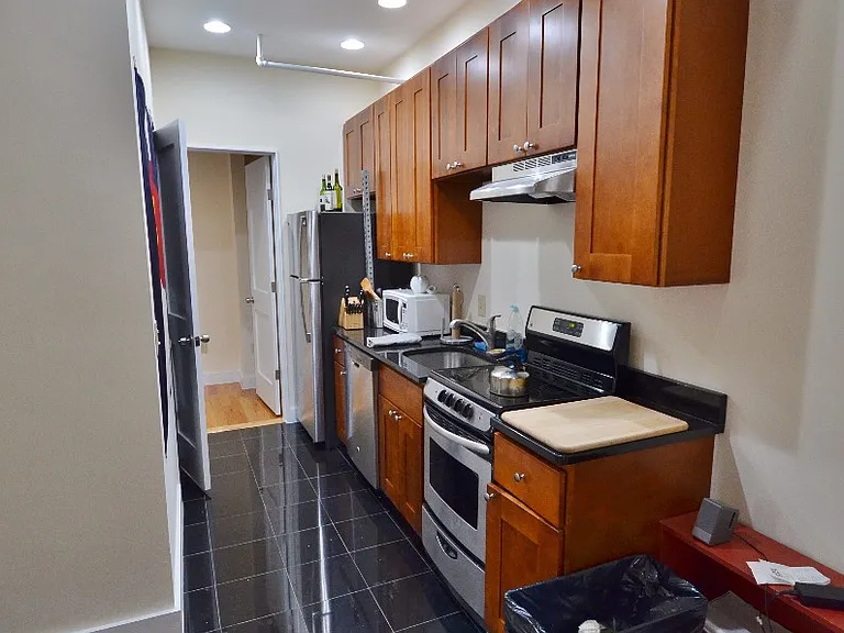 103 Hemenway St #5 — Photo 4