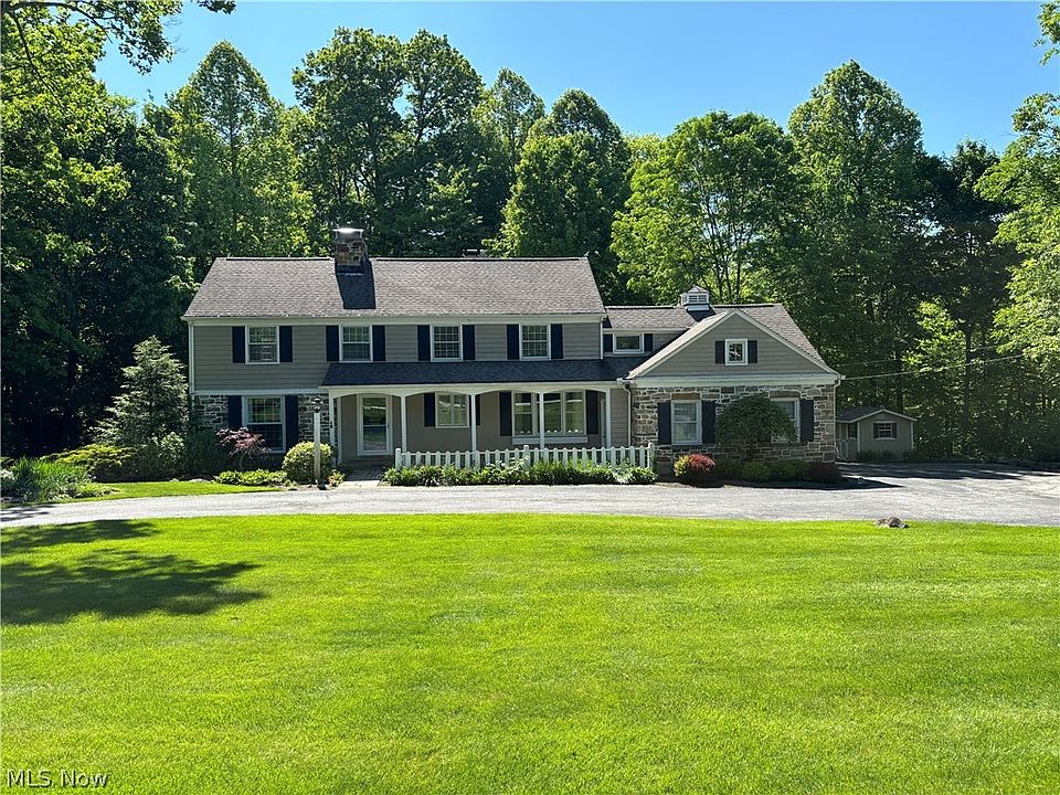 1st image of 3050 Forest Dr