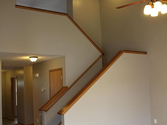 4th image of 6414 Hackel Dr