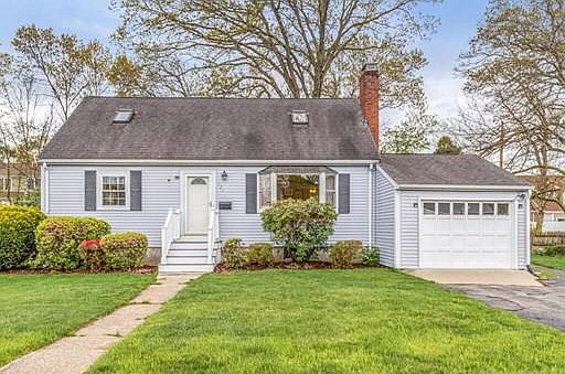 1st image of 121 Lane Dr