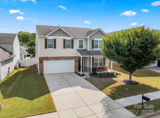 8929 Paddle Oak Rd, Charlotte, NC 28227