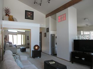 880 N Recluse Cir APT B, Wasilla, AK 99654