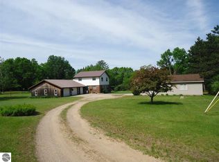 9481 Kellamy Way, Farwell, MI 48622