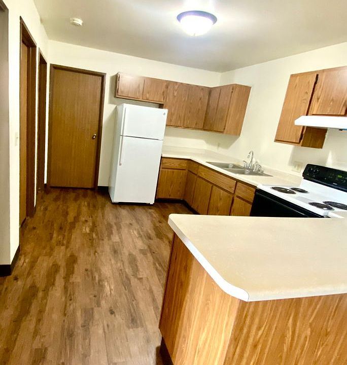 1st image of 445 Main St #6525115