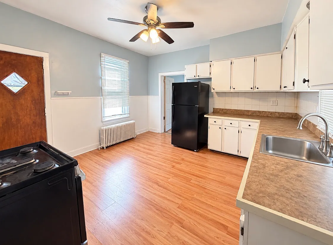 26 Shields Ave — Photo 4