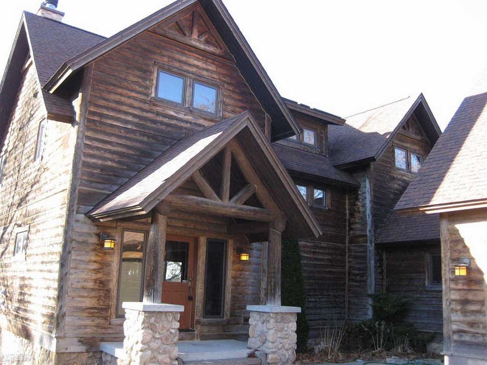 1st image of 4415 Parnell Dr