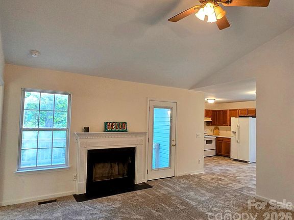 5th image of 146 Misty Spring Rd