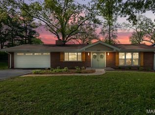 11220 Trieste Dr, Saint Louis, MO
