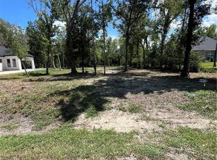 16 Arbor Ln, New Orleans, LA 70131