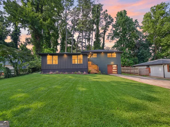 2537 Fontaine Cir, Decatur, GA 30032
