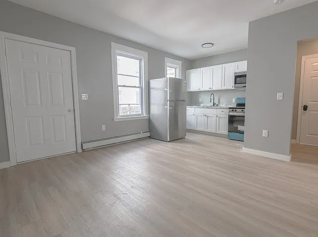 1 bed, 810 sqft, $1,500 — Photo 1