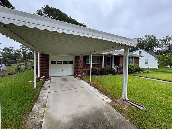 2nd image of 603 Mimosa Rd