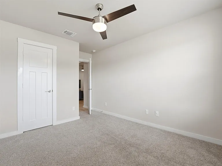 1024 Tipton St — Photo 24