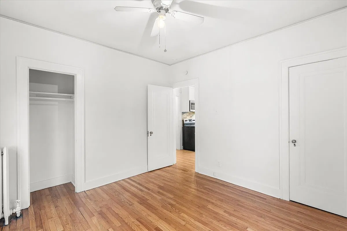 3 bed, 1400 sqft, $1,800 — Photo 2