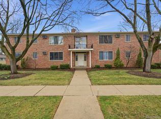 4625 Leafdale Ave APT 2B, Royal Oak, MI 48073
