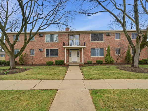 4625 Leafdale Ave APT 2B, Royal Oak, MI 48073