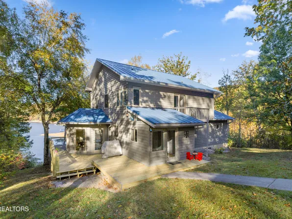 236 Norris Shores Ln, Sharps Chapel, TN 37866