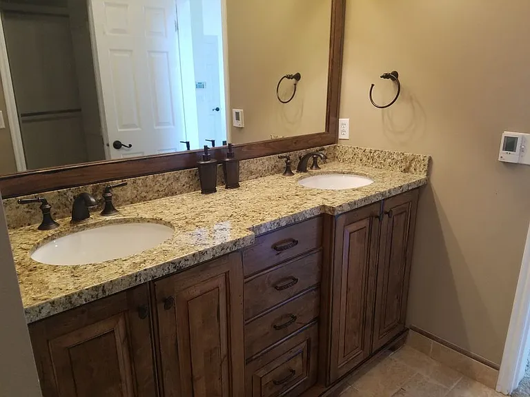 7992 Springshire Dr — Photo 3