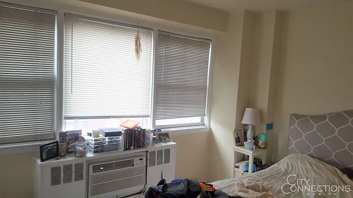 Rented by City Connections Realty | media 10