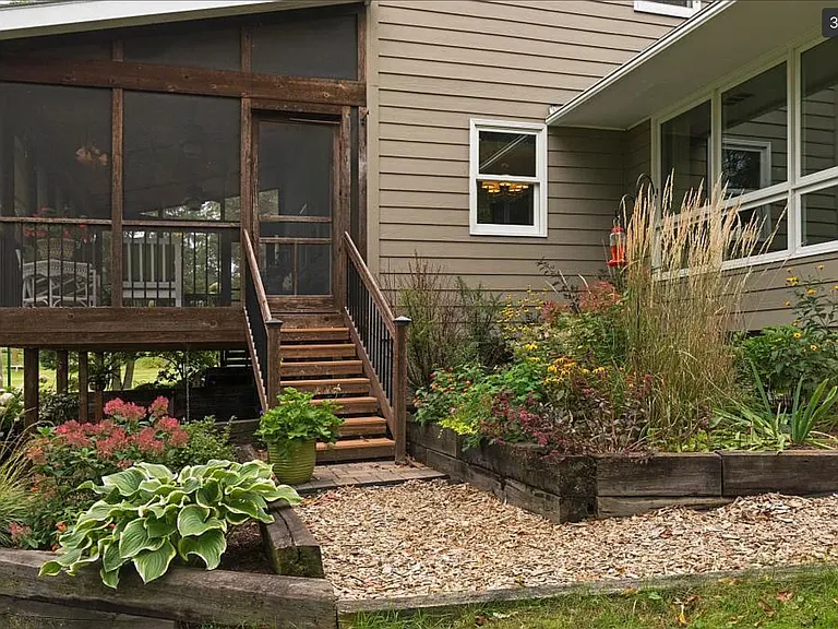 3-season screened porch to garden
