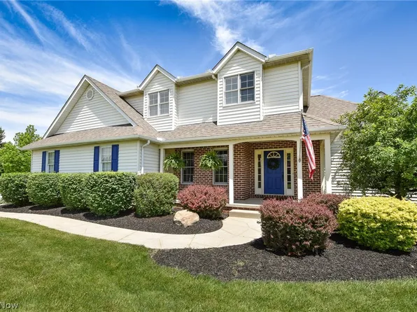 3249 Berwin Dr, Stow, OH 44224