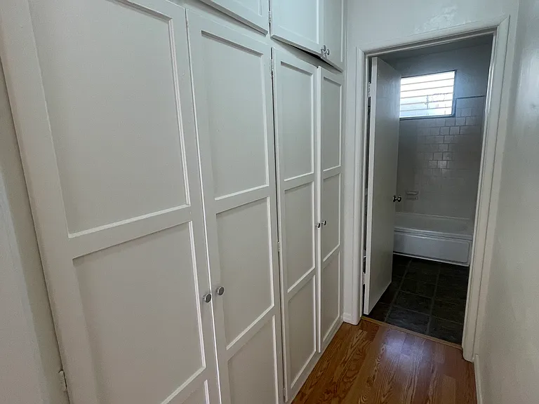 1607 N Harvard Blvd #3 — Photo 12
