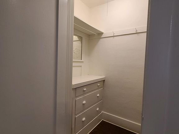 3rd image of 343 Coronado Ave APT A