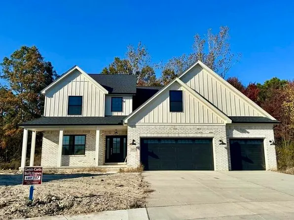 26070 Pennington Ct, Brownstown, MI 48134