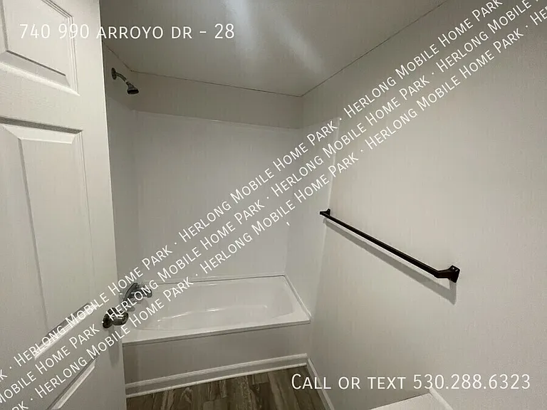 740-990 Arroyo Dr #28 — Photo 3