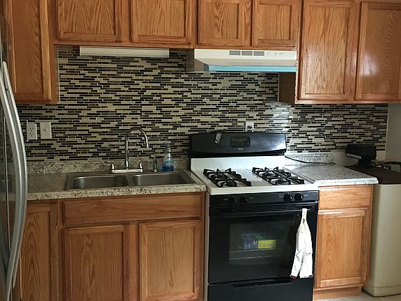 2nd image of 5471 Sherwood Dr