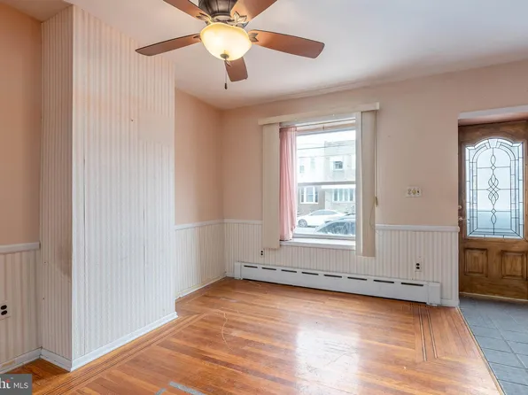 107 Snyder Ave, Philadelphia, PA 19148