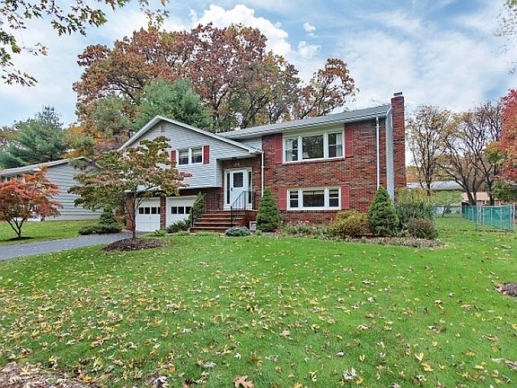 4th image of 28 Holly Drive