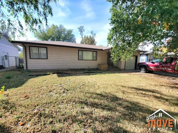 308 N Clay Ave, Liberal, KS 67901