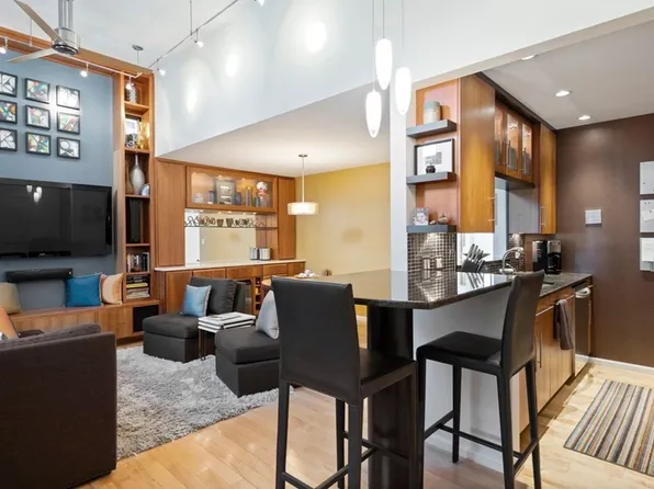 141 Savin Hill Ave #B22, Boston, MA 02125