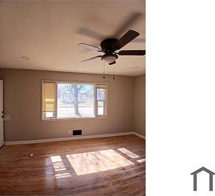 2nd image of 4102 W Lancaster Ave #1