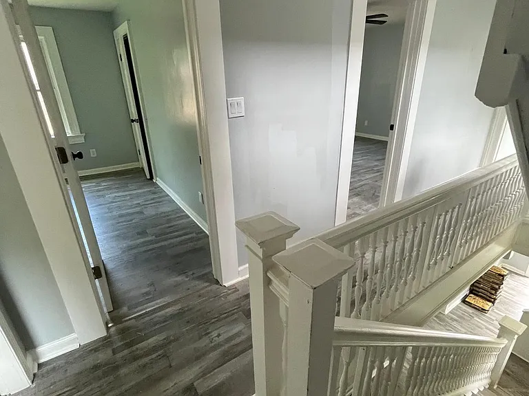 3006 Glenway Ave — Photo 18