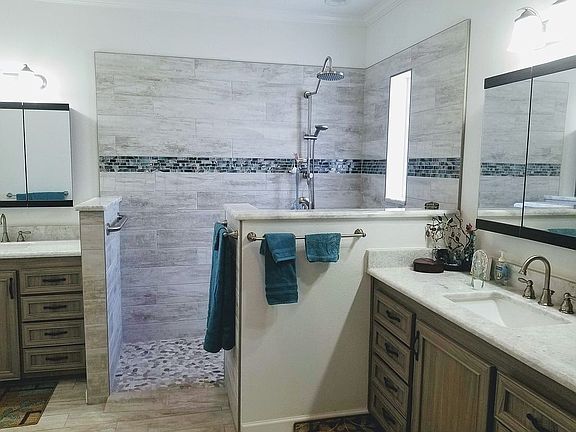 5th image of 9078 Pinehaven Way