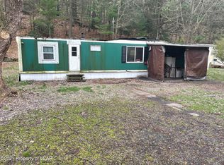 1504 Tomhicken Rd, Fern Glen, PA 18241