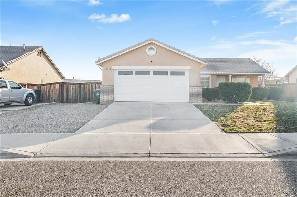 Braxton St, Adelanto — Photo 2