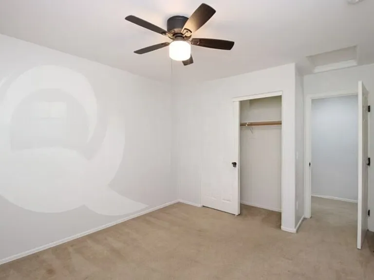 15447 W Poinsettia Dr — Photo 22