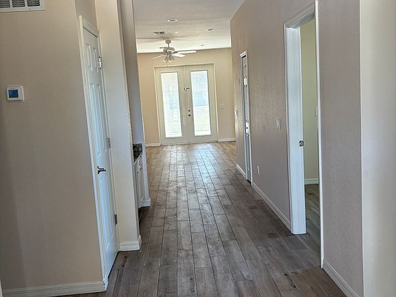 Entry way