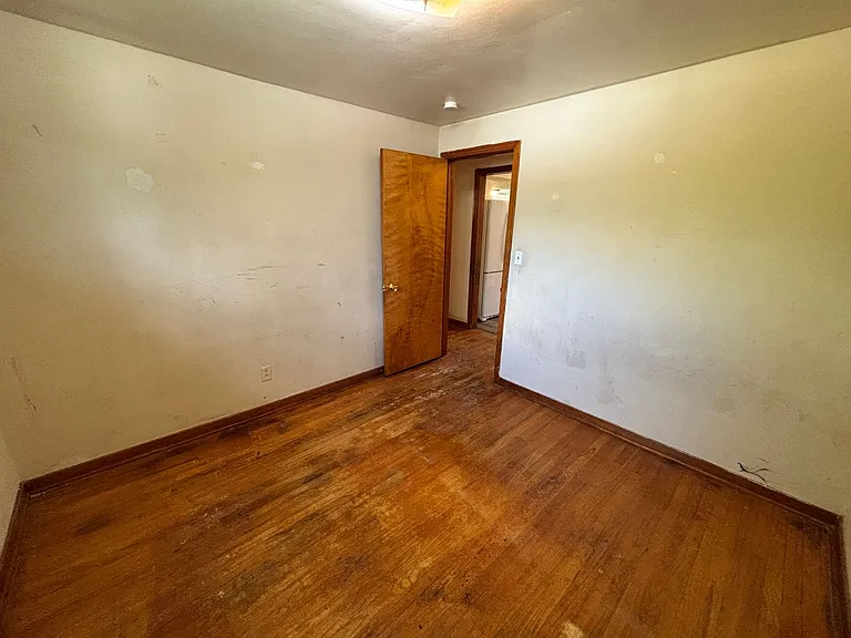 251 Selvin Dr — Photo 17
