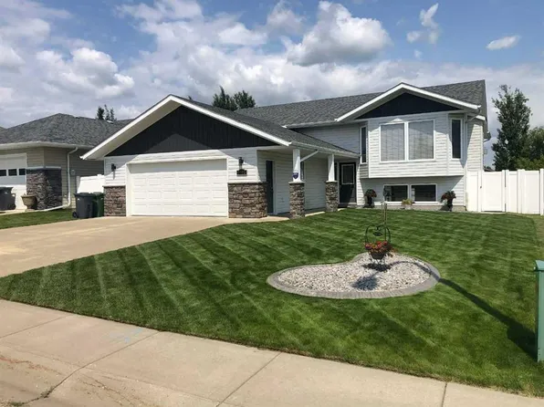 5912 S 62nd Ave, Ponoka, AB T4J 1V5