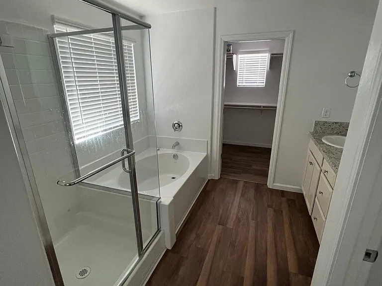 6720 E Vassar Ave — Photo 29