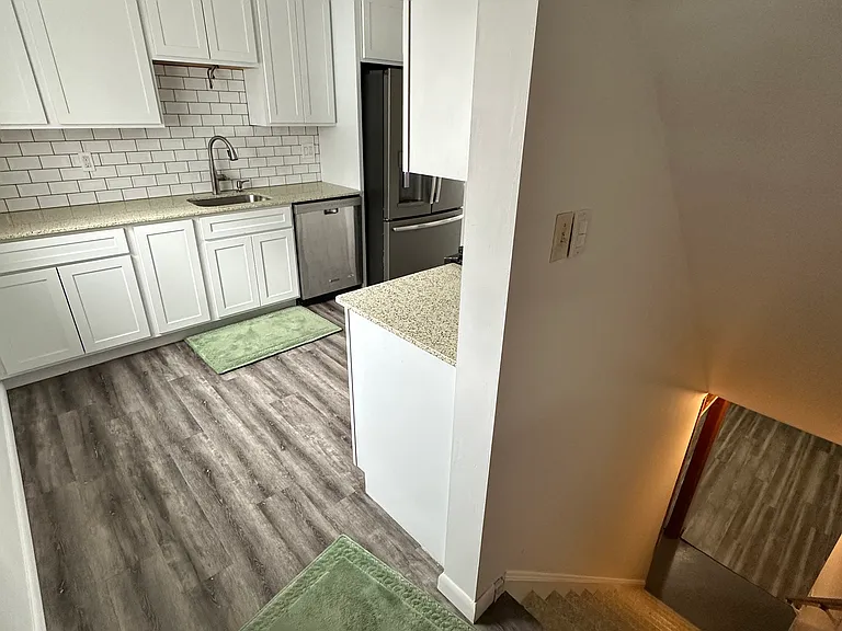 5670 Cherokee Dr — Photo 2