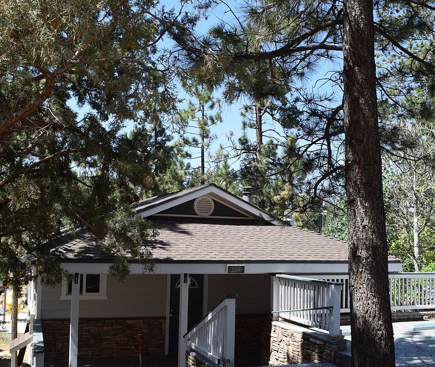 1st image of 286 Eagle Dr