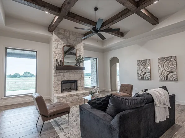 2000 Damascus Rd, Poolville, TX 76487